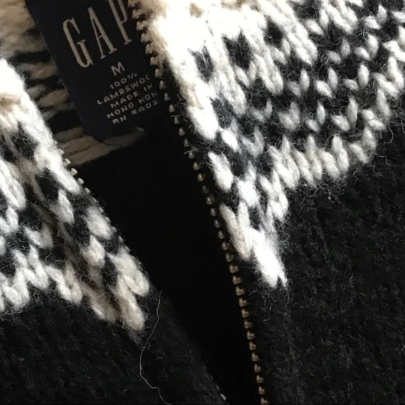 ⭐️BOGO FREE⭐️ GAP timeless zip front cardi wool sweater - Picture 6 of 8